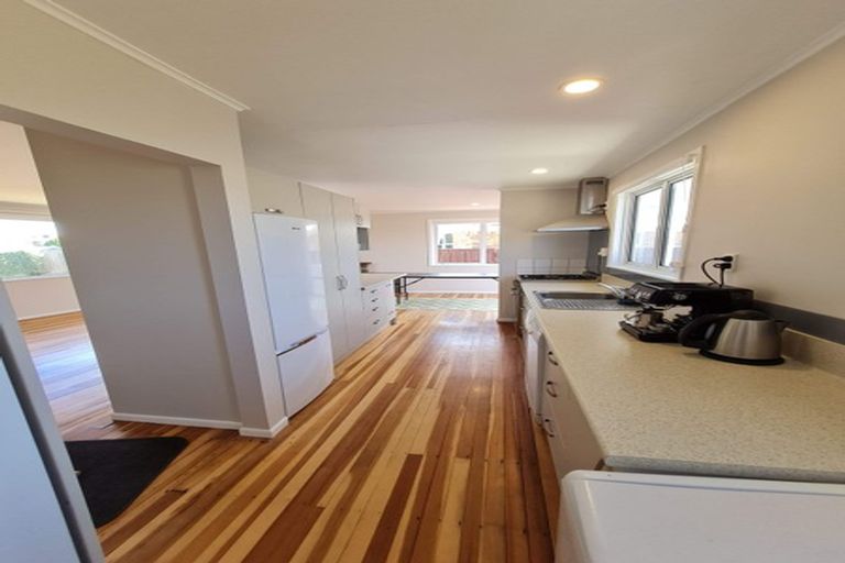 Photo of property in 48 Nevada Road, Silverdale, Hamilton, 3216