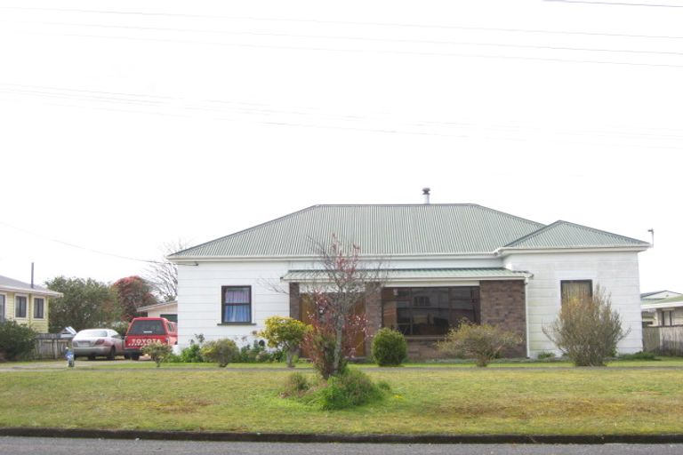 Photo of property in 166 Juliet Street, Stratford, 4332