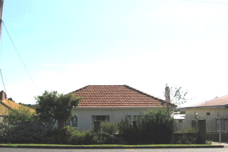 Photo of property in 97 Astley Avenue, New Lynn, Auckland, 0600