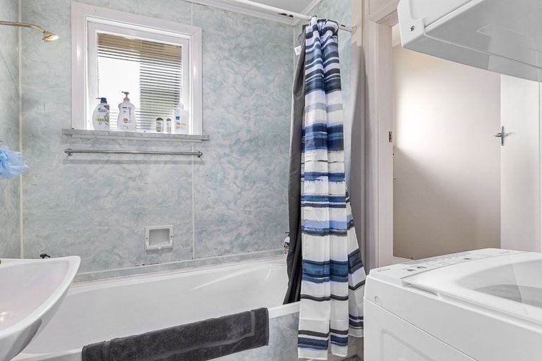 Photo of property in 105 Queens Drive, Saint Kilda, Dunedin, 9012