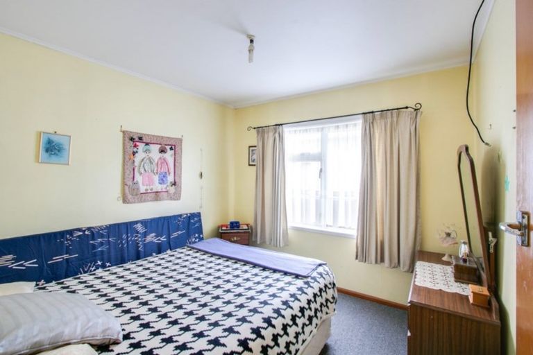 Photo of property in 4 Wycliffe Street, Onekawa, Napier, 4110