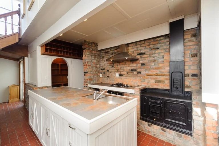 Photo of property in 105 Karori Road, Karori, Wellington, 6012