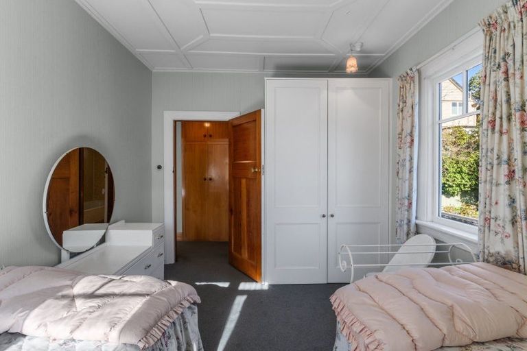 Photo of property in 16 Montpellier Street, Dunedin Central, Dunedin, 9016
