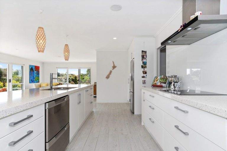 Property details for 6 Royal Ascot Drive, Papamoa Beach, Te Puke, 3187