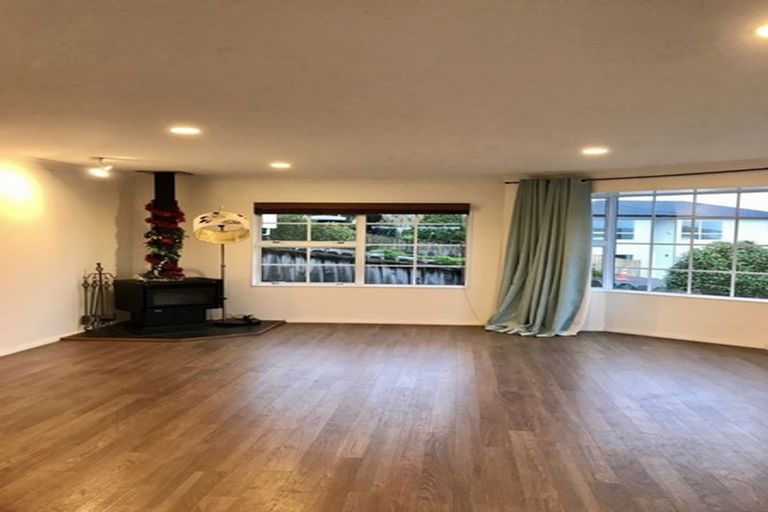 Photo of property in 49 Bushlands Park Drive, Albany, Auckland, 0632