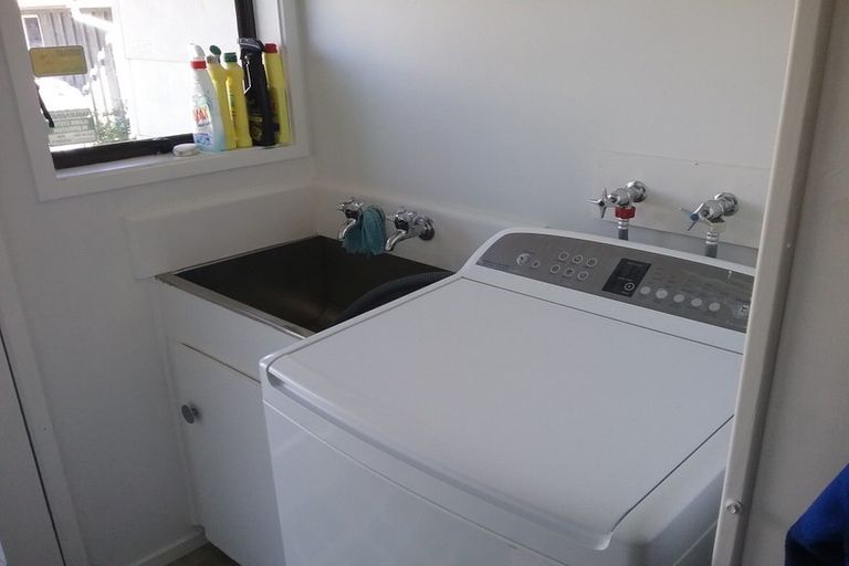 Photo of property in 15 Owhatiura Drive, Lynmore, Rotorua, 3010