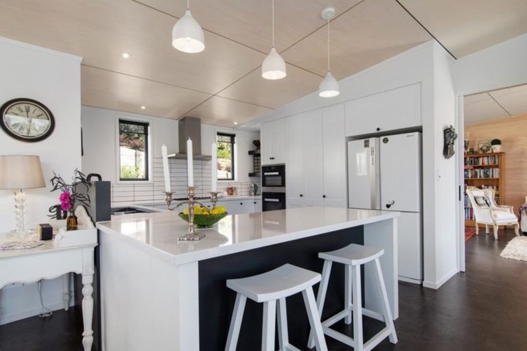 Photo of property in 62 Kayelene Place, Omokoroa, 3114