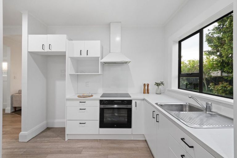 Photo of property in 335 Breezes Road, Aranui, Christchurch, 8061