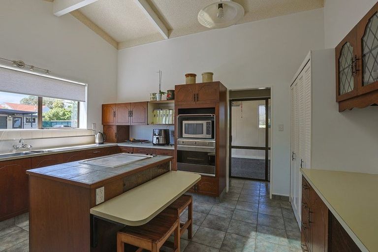 Photo of property in 4/34 Busby Hill, Havelock North, 4130