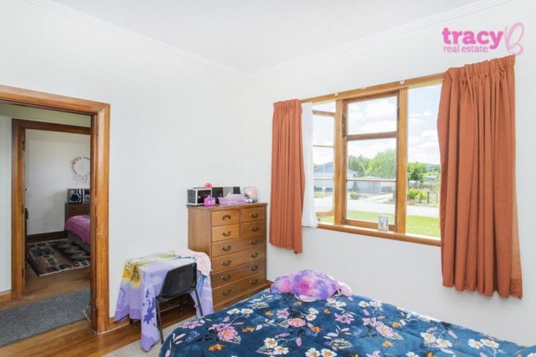 Photo of property in 10 Balfour Road, Te Karaka, 4022