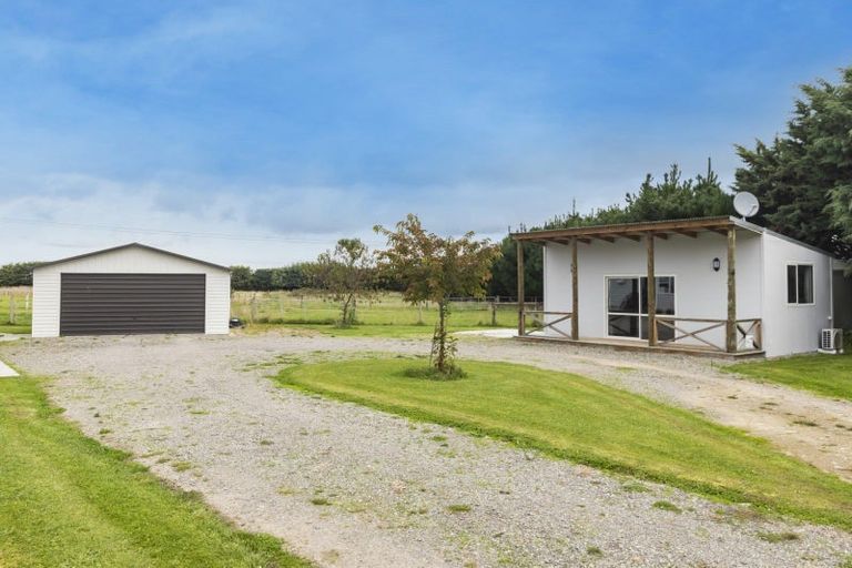Photo of property in 572 Stonyflat Road, Loburn, Rangiora, 7472