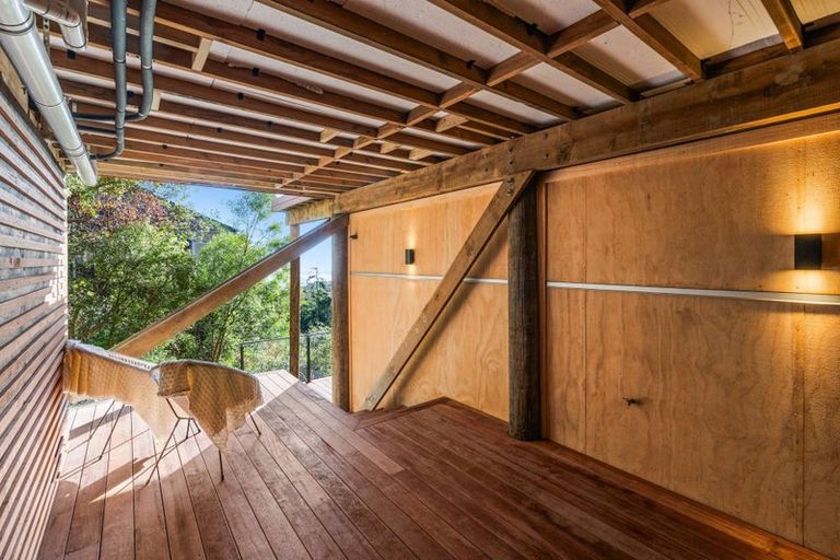 Photo of property in 145 Mount Pleasant Road, Mount Pleasant, Christchurch, 8081