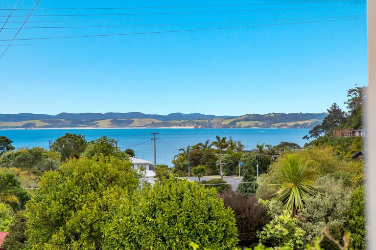 Photo of property in 16 Sea View Road, Leigh, 0985