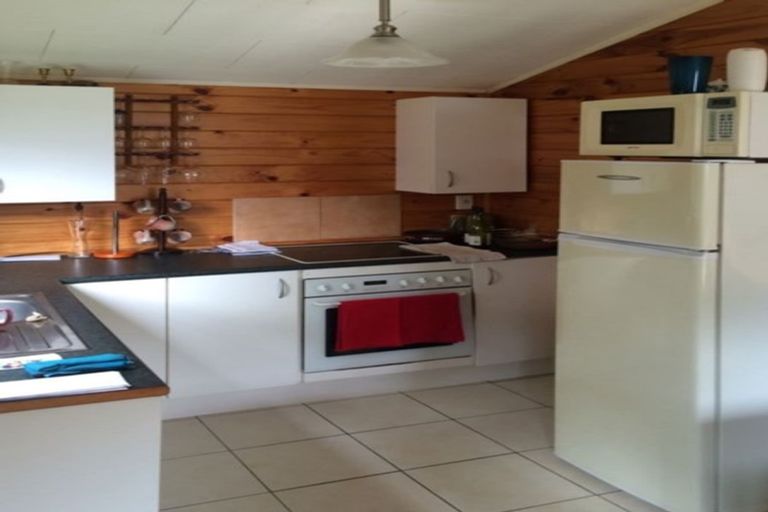 Photo of property in 42a Matipo Road, Mairangi Bay, Auckland, 0630