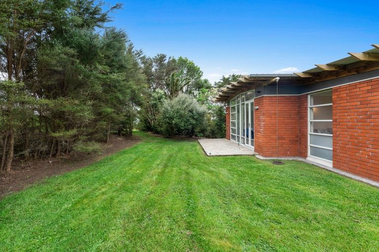 Photo of property in 15 Tudor Park Drive, Whitford, Howick, 2571