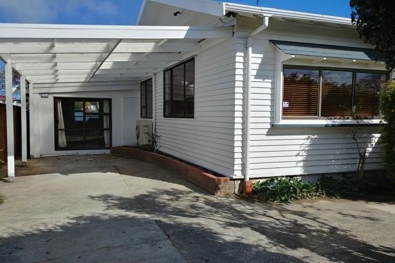 Photo of property in 16 Waikare Avenue, Waiwhetu, Lower Hutt, 5010