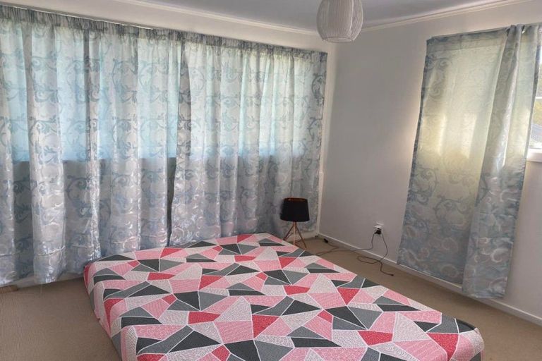 Photo of property in 7 Frobisher Street, Island Bay, Wellington, 6023