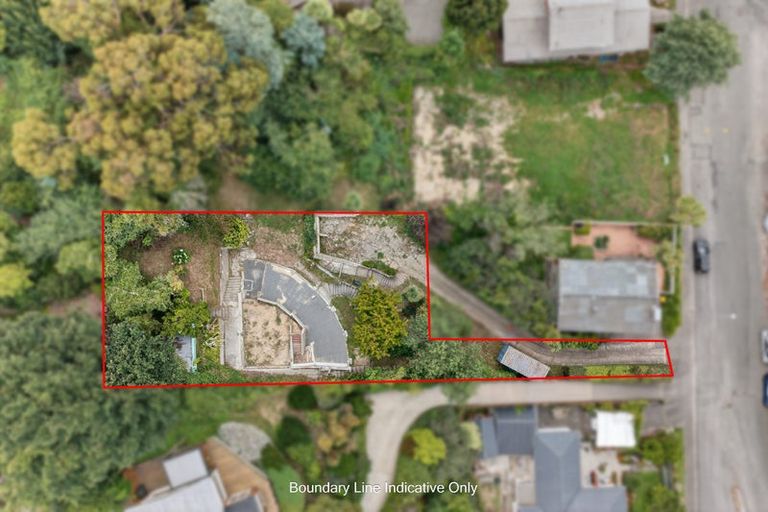 Photo of property in 28 Valley Road, Cashmere, Christchurch, 8022