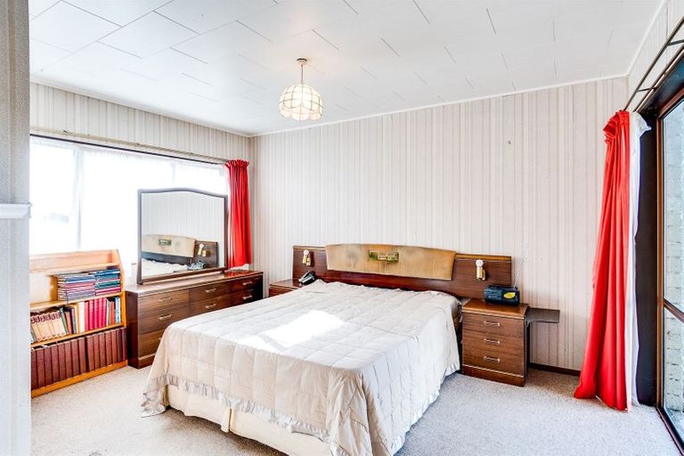 Photo of property in 67 Puketapu Road, Taradale, Napier, 4112