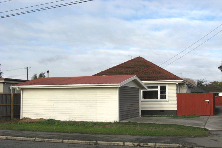 Photo of property in 97a Vagues Road, Northcote, Christchurch, 8052