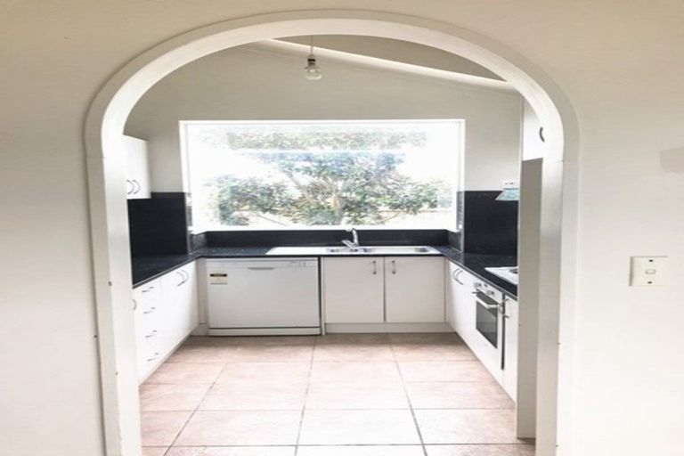 Photo of property in 78 Shifnal Drive, Randwick Park, Auckland, 2105