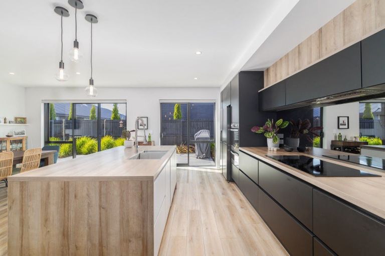 Photo of property in 61 Prestons Park Drive, Marshland, Christchurch, 8083