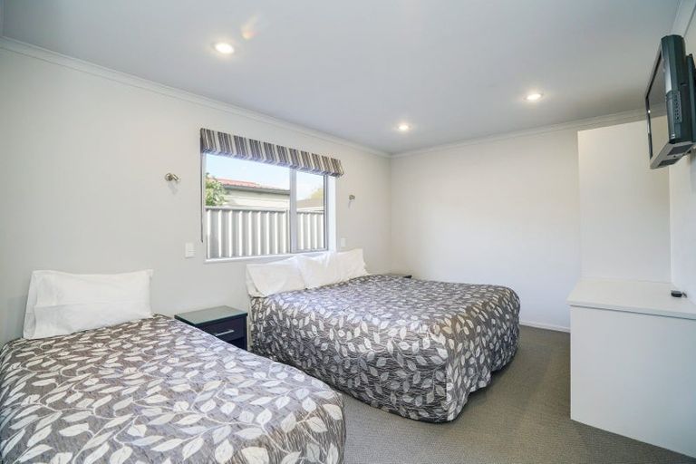 Photo of property in 315-317 Tay Street, Turnbull Thomson Park, Invercargill, 9810