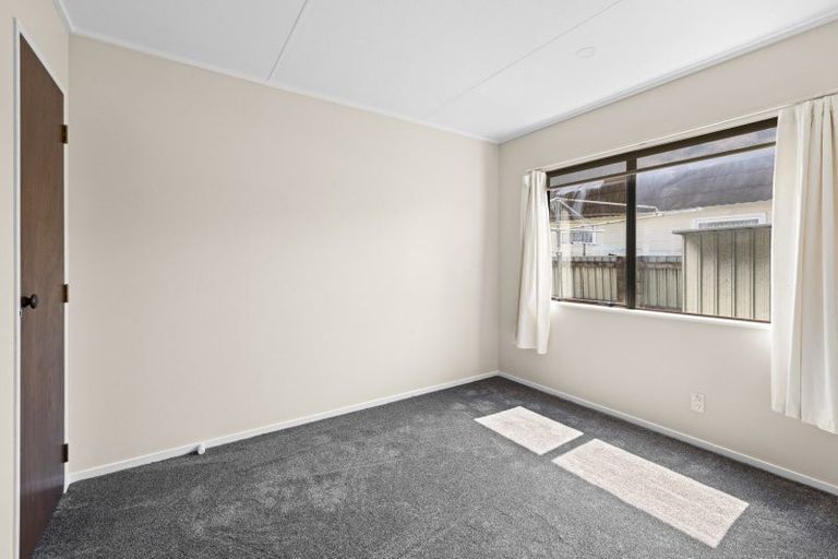 Photo of property in 2/1107 Saint Aubyn Street East, Parkvale, Hastings, 4122