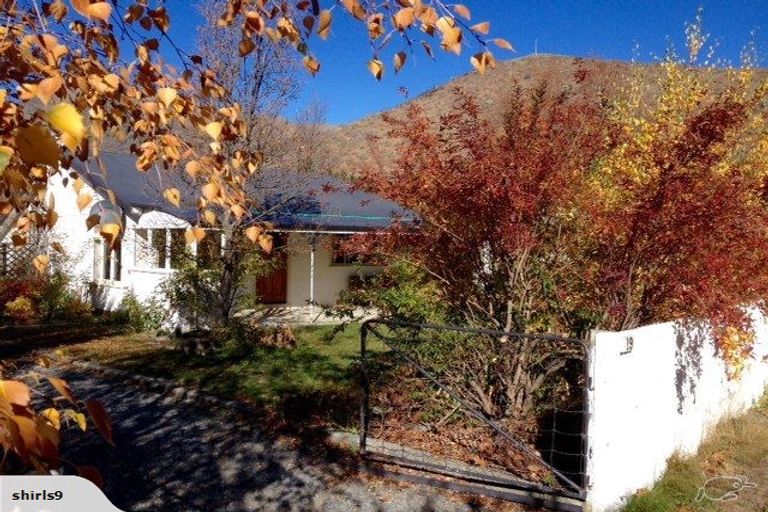 Photo of property in 19 Sutherland Road, Omarama, 9412