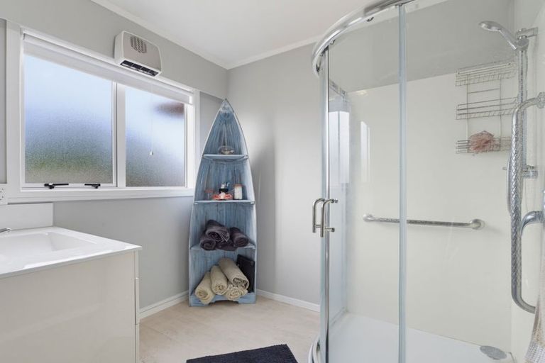Photo of property in 201 Chartwell Avenue, Whangamata, 3620