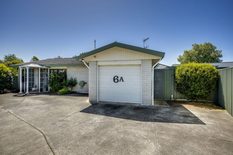 Photo of property in 6a Chester Street, Taradale, Napier, 4112