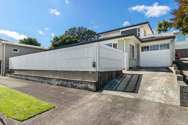 Photo of property in 13 Burns Street, Westown, New Plymouth, 4310