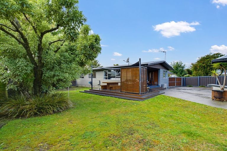 Photo of property in 6 Escort Grove, Awapuni, Palmerston North, 4412
