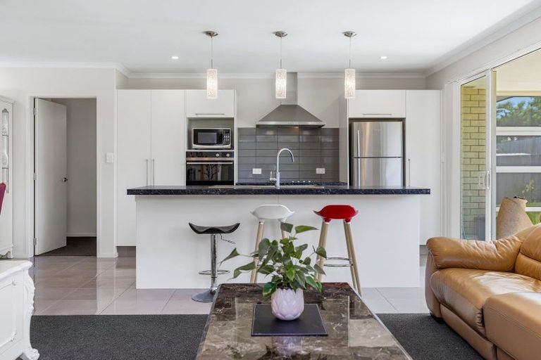 Photo of property in 16 Blanche Road, Papamoa Beach, Papamoa, 3118