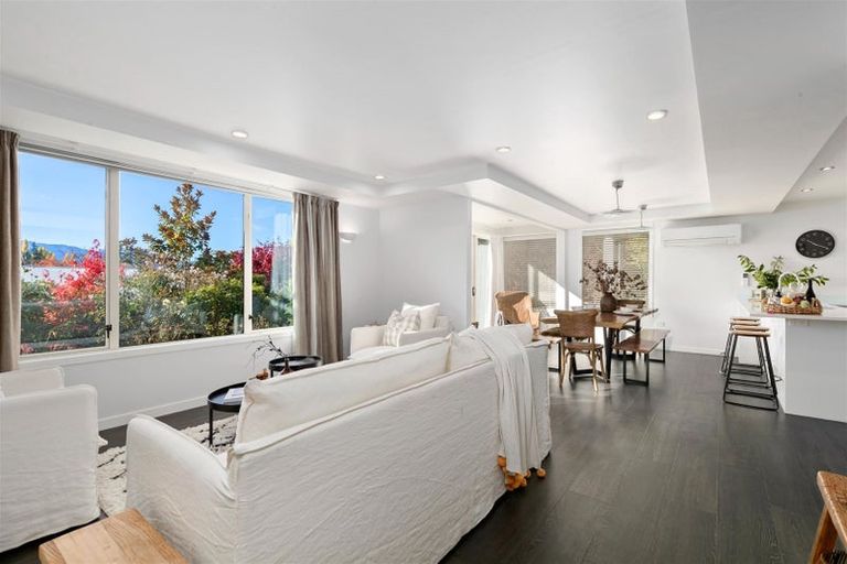 Photo of property in 76 Meadowstone Drive, Wanaka, 9305