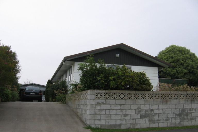 Photo of property in 14 Waltham Court, Cloverlea, Palmerston North, 4412