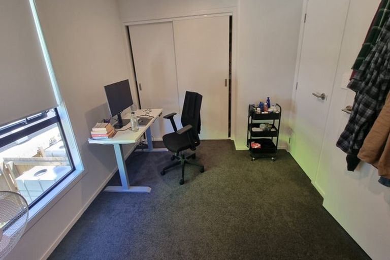 Photo of property in 9/3234 Great North Road, New Lynn, Auckland, 0600