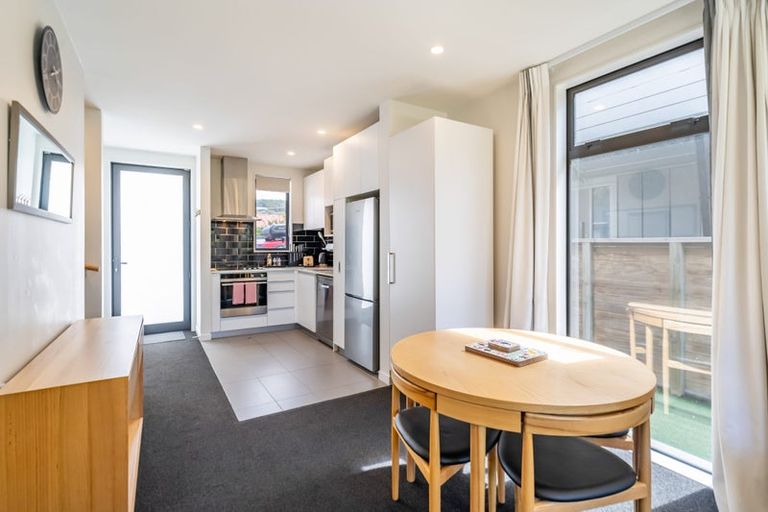 Photo of property in 6/74 Derwent Street, Island Bay, Wellington, 6023