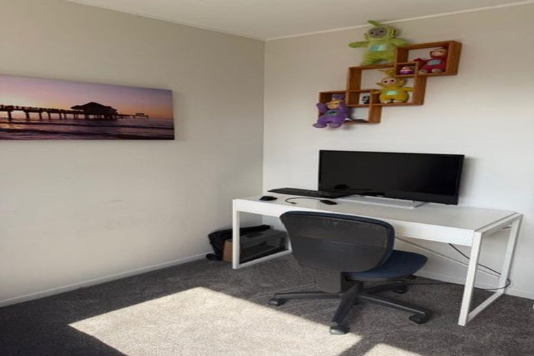 Photo of property in 9 Flygers Line, Milson, Palmerston North, 4414