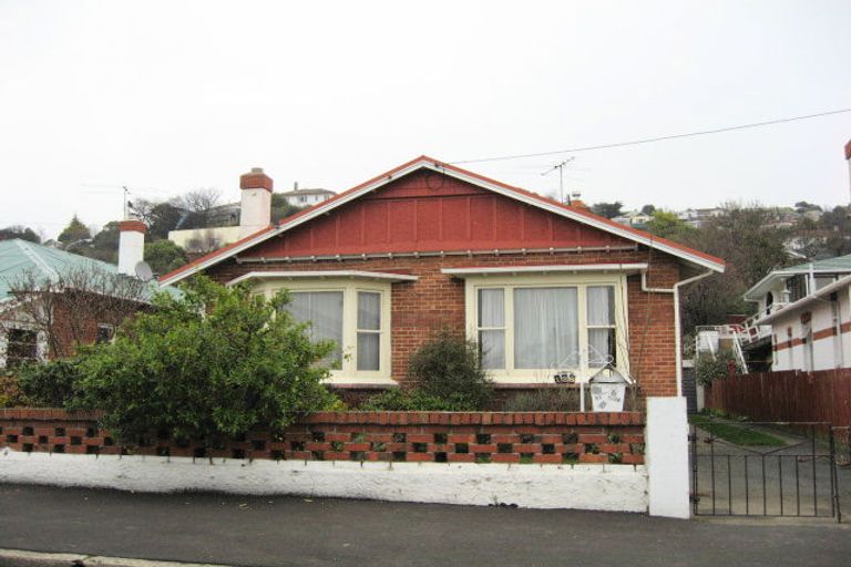 Photo of property in 128 Fitzroy Street, Forbury, Dunedin, 9012