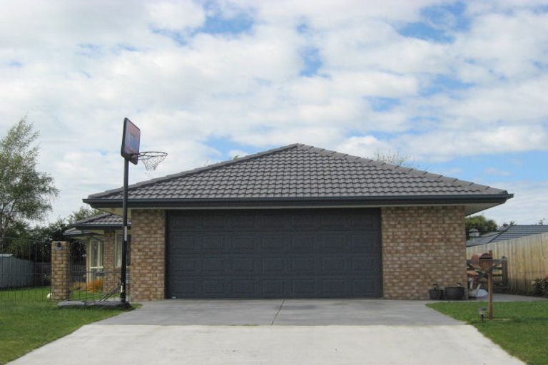 Photo of property in 54 Paget Drive, Woodend, 7610