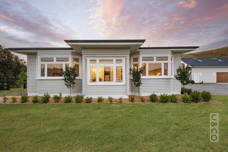 Photo of property in 246a Taiapa Road, Muriwai, Waimauku, 0881