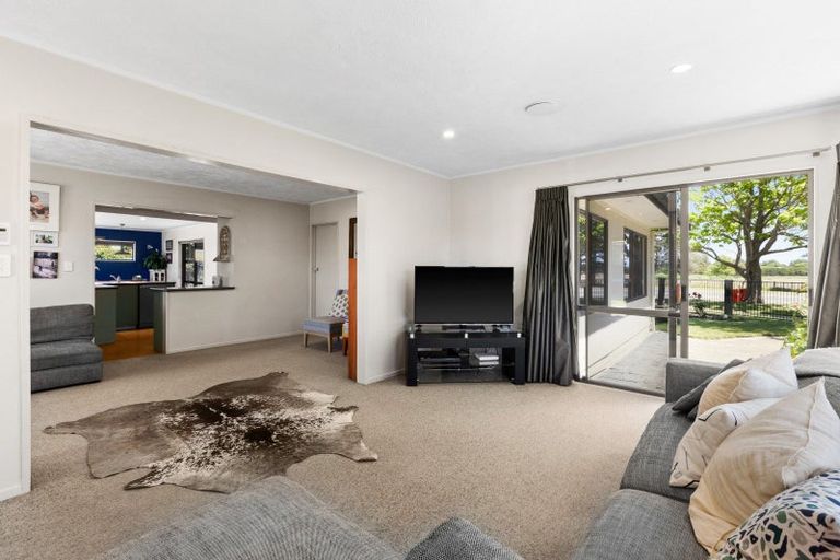 Photo of property in 105 Middle Road, Havelock North, 4130