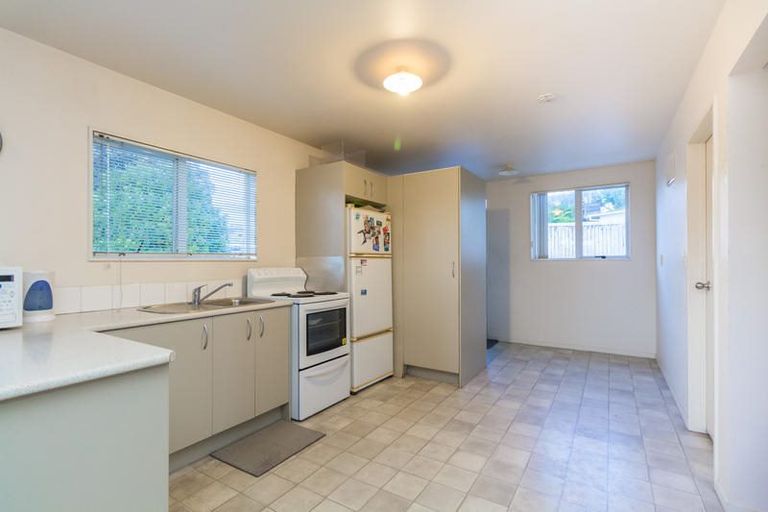 Photo of property in 10/242 Great North Road, Henderson, Auckland, 0612