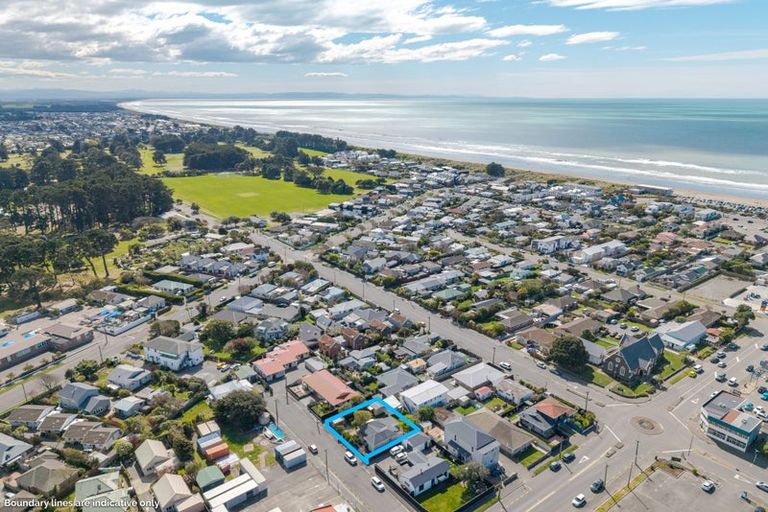 Photo of property in 9 Convoy Street, New Brighton, Christchurch, 8083