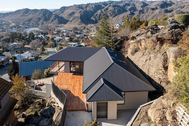 Photo of property in 26a Aronui Road, Bridge Hill, Alexandra, 9320