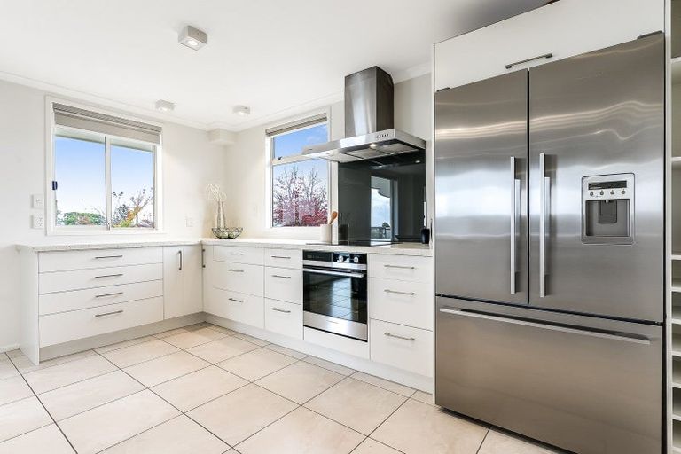 Photo of property in 40d Thackeray Street, Hamilton Lake, Hamilton, 3204