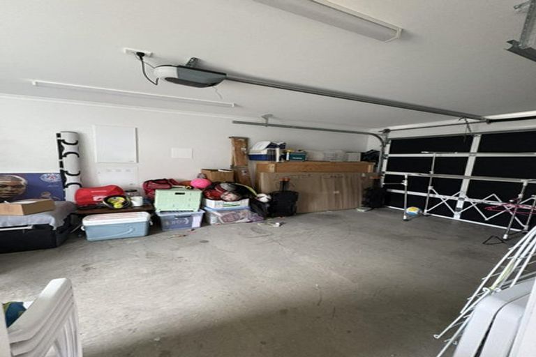 Photo of property in 7 Desert Gold Lane, Wallaceville, Upper Hutt, 5018