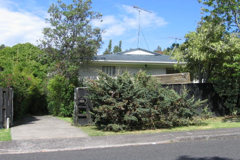 Photo of property in 12 Battenburg Place, Torbay, Auckland, 0630