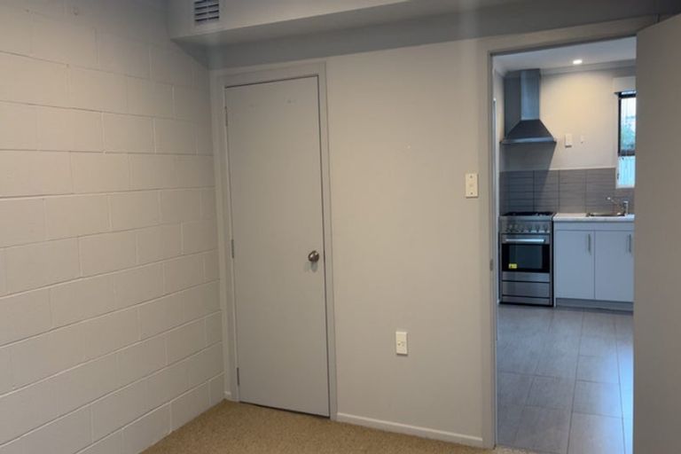 Photo of property in 107 Ryder Crescent, Levin, 5510